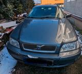 Volvo V 40 - gebrauchte Volvo V40 aus dem Jahr 2003