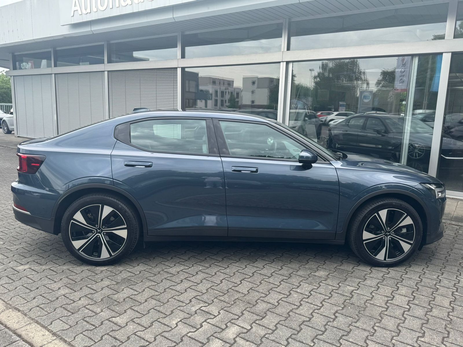 Fahrzeugabbildung Polestar 2 Long Range SM MEMO+LED+SHZ+ACC+DAB+360°+WP+19"