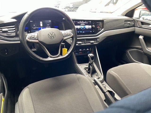 Polo 1.0 NaviVorbereitung digitales Cockpit LED 