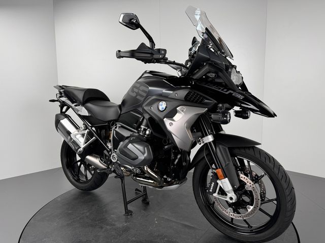 BMW R 1250 GS TRIPLE BLACK *TOP-ZUSTAND *6500 KM