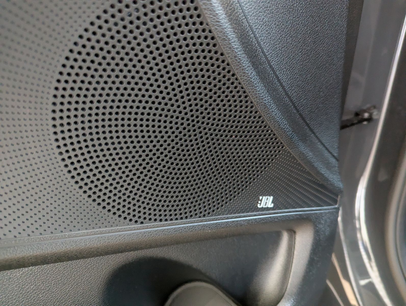 Fahrzeugabbildung Kia cee'd Sportswagon 1.5 DCT Spirit LED JBL Cam 7J
