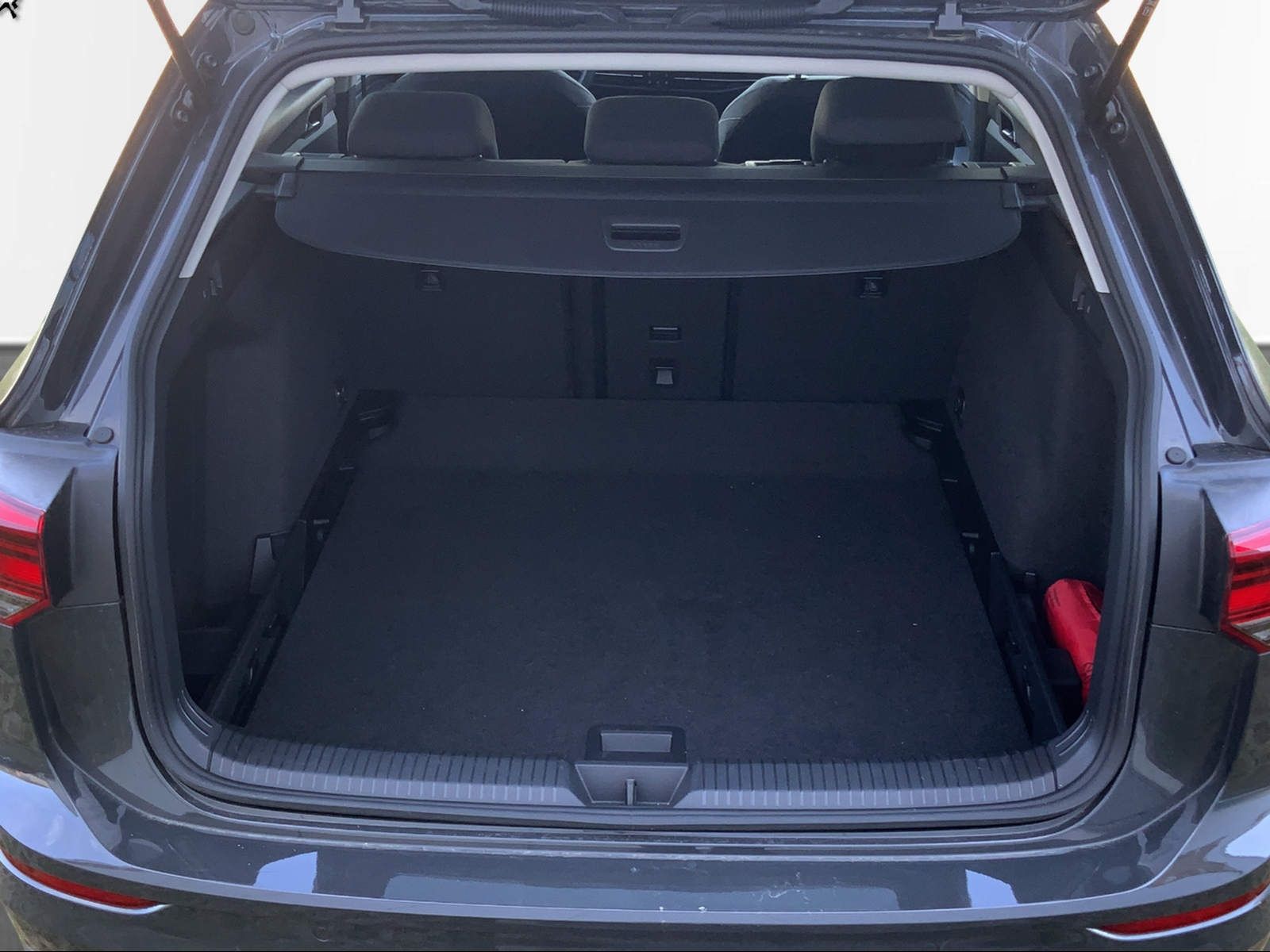 Golf VIII Var. 1.5 eTSI Move Pano,STHZ,RFK,NAV.