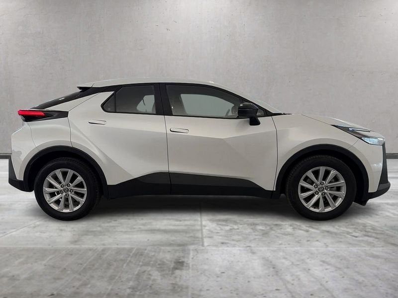 Toyota C-HR 1.8 HV Active FWD E-CVT imagem 3