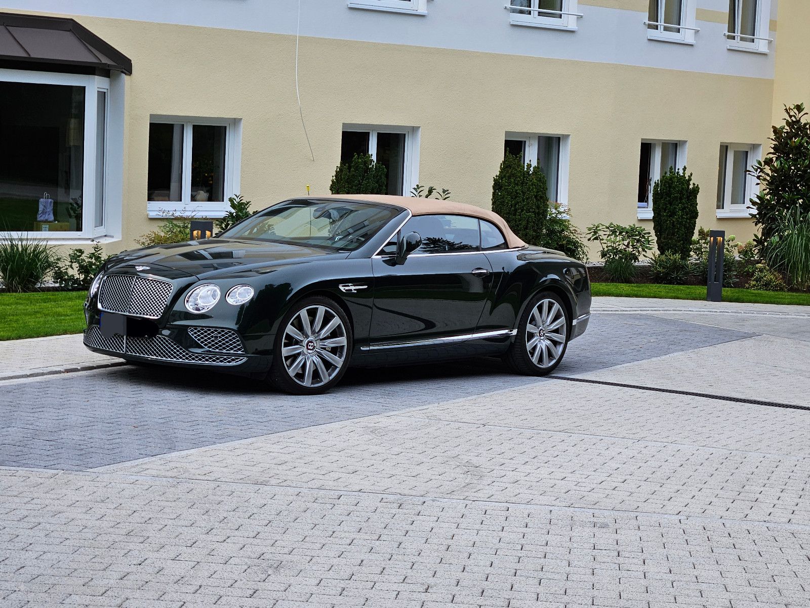 BENTLEY Continental GTC