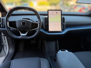 Volvo EX30 Plus 2WD Pure Electric
