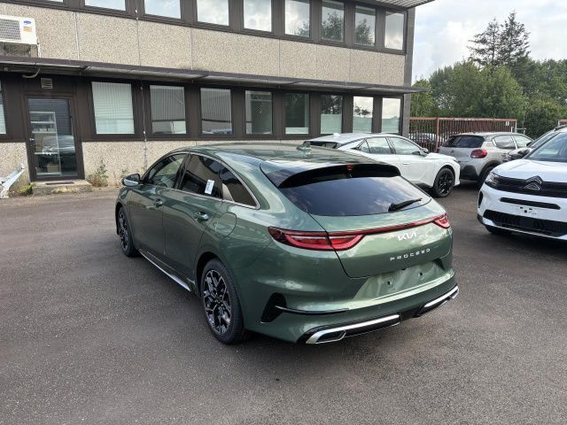 Kia PROCEED+1.5T 140 DCT7+GT-LINE+STANDARD Bluetooth