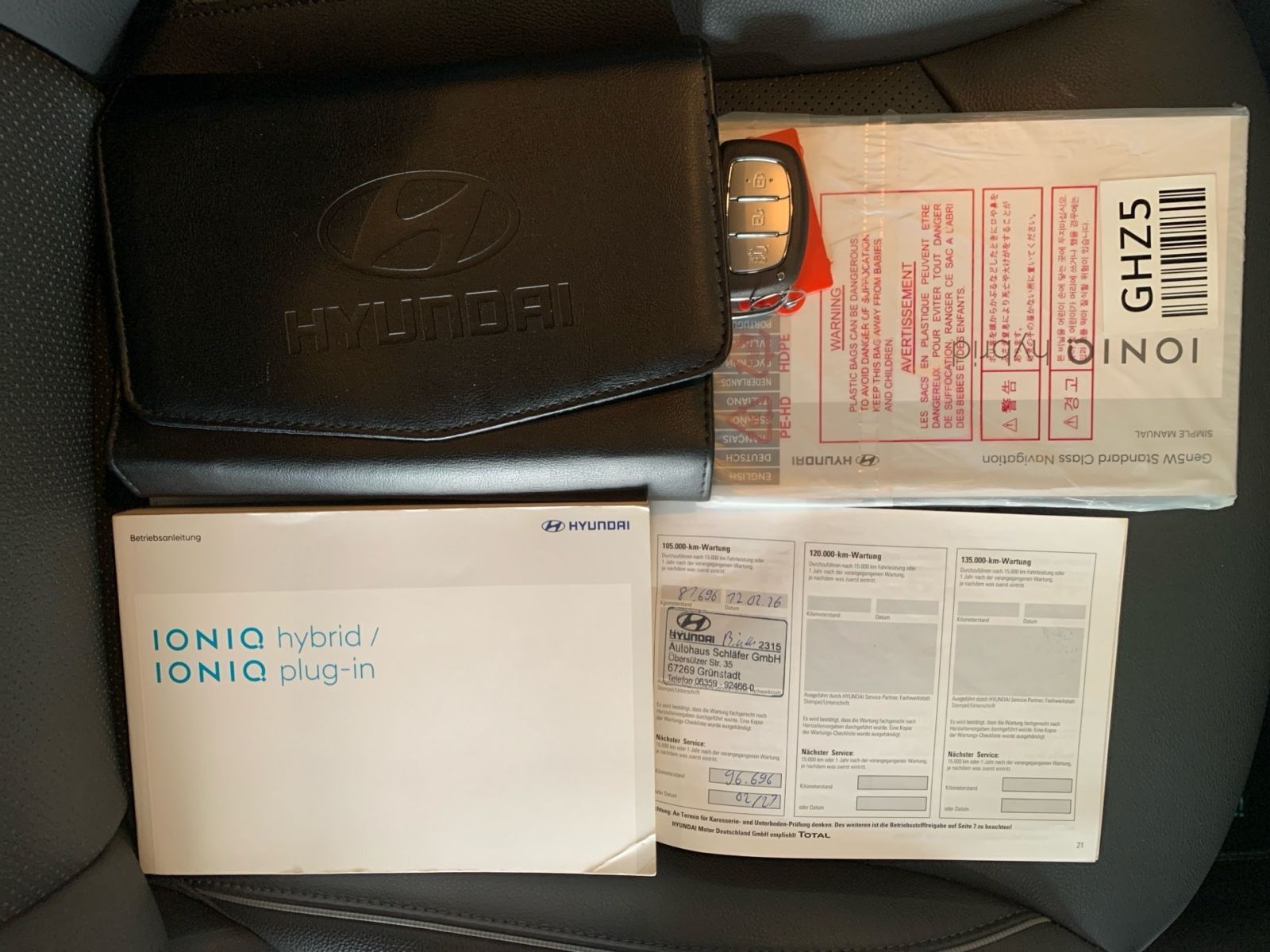 Fahrzeugabbildung Hyundai IONIQ 1,6 GDI Premium-Paket Hybrid