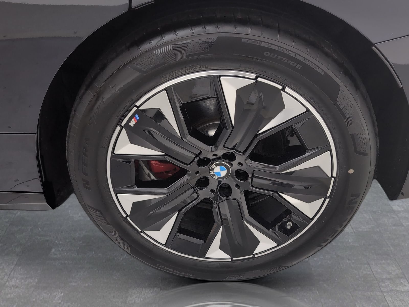 BMW iX - Bild 17