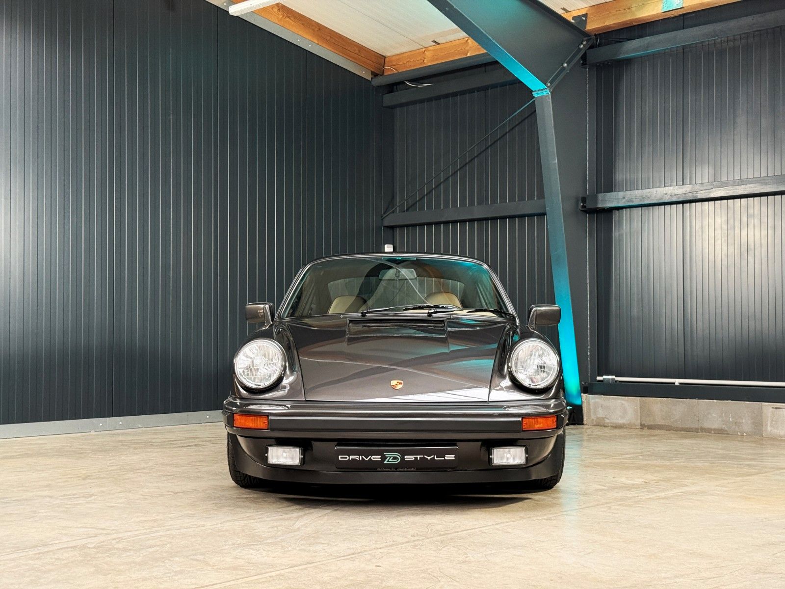 Fahrzeugabbildung Porsche 911 SC "WEISSACH EDITION"