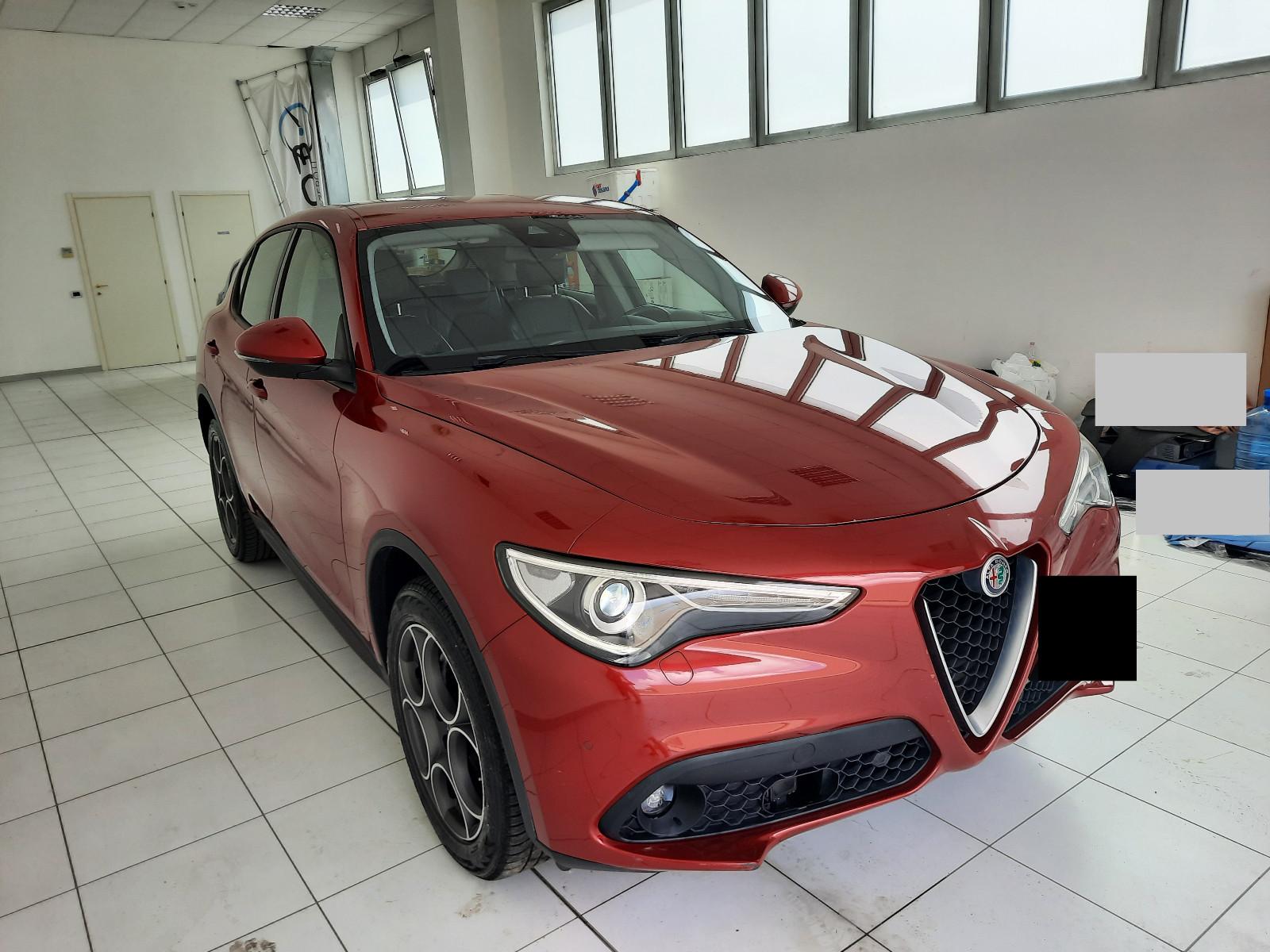 Alfa Romeo Stelvio Super Q4  209PS  4WD