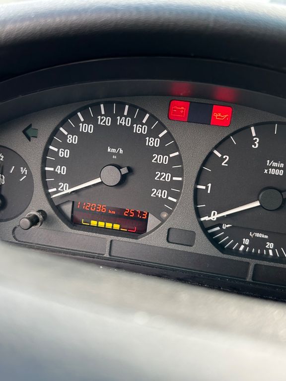 BMW 3 Series 1998