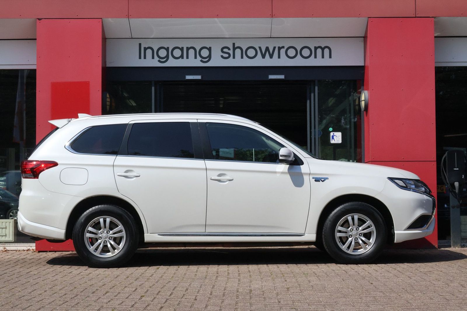 Mitsubishi Outlander 2.4 PHEV Pure | Origineel | Camera | imagem 3