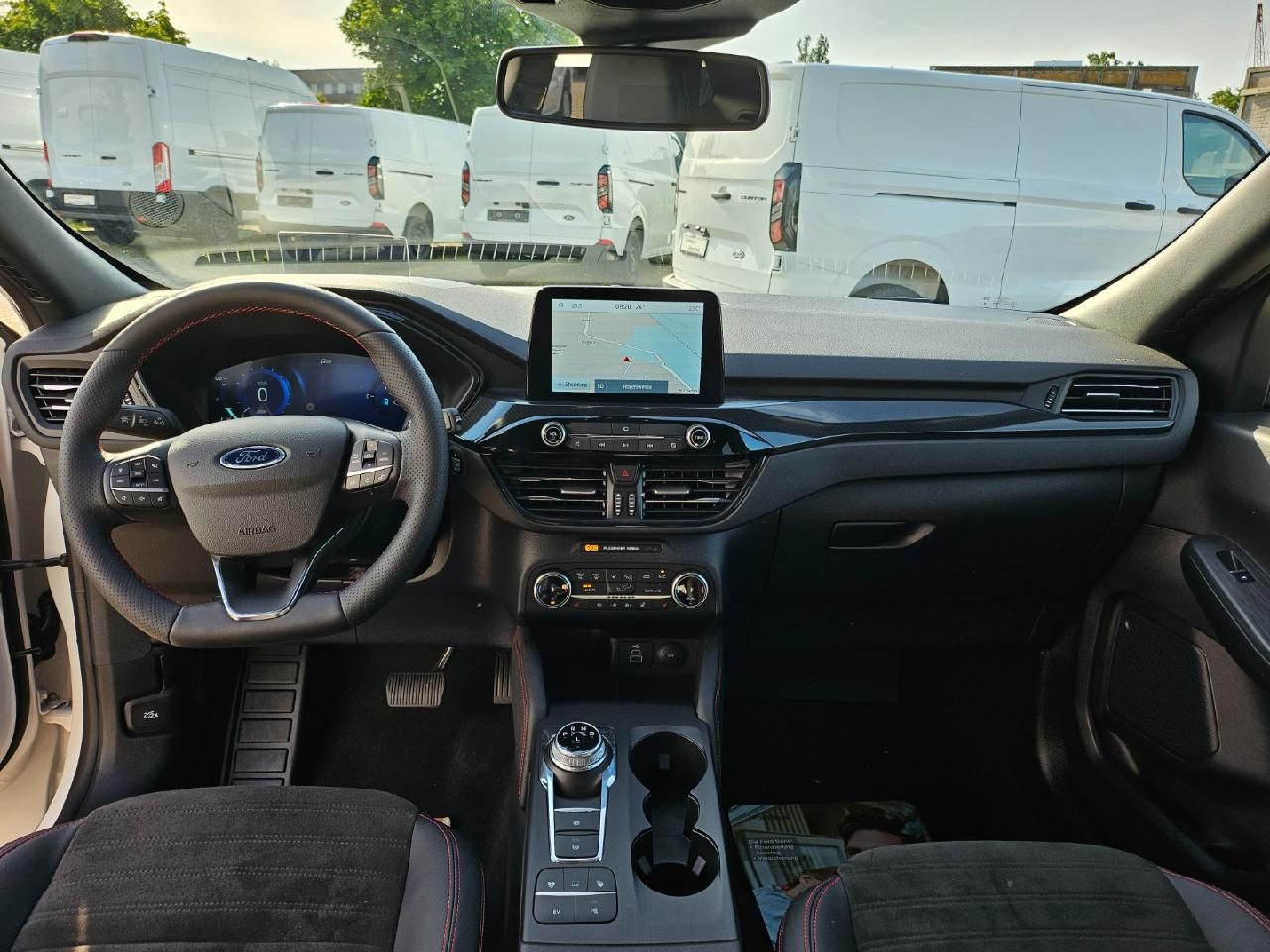 Fahrzeugabbildung Ford Kuga Plug-In Hybrid ST-Line X