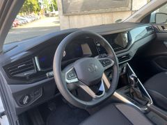 Fahrzeugabbildung Volkswagen Polo 1.0 MPI Life LED VIRTUAL APP