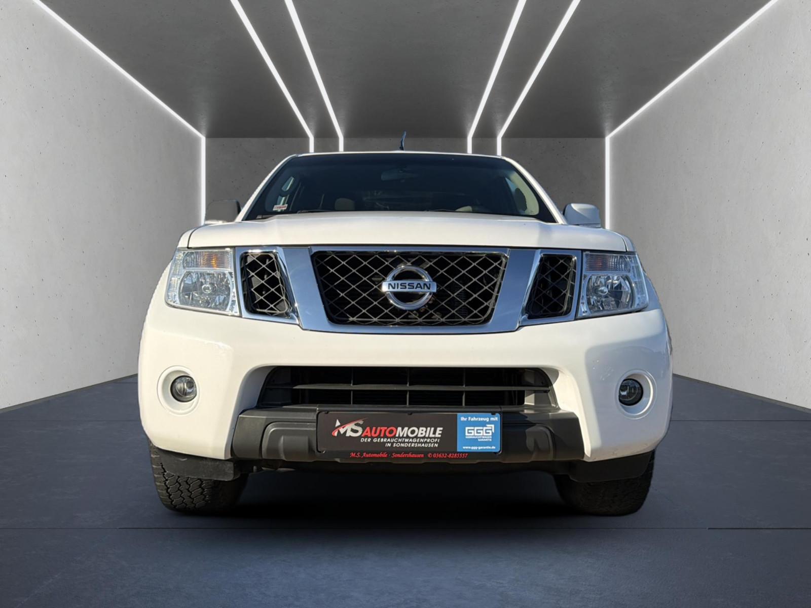Nissan Navara King Cab SE 4x4 2.5 dCi 190 ch BVM / Attelage / Sièges chauffants / Régulateur de vitesse / 1ère main