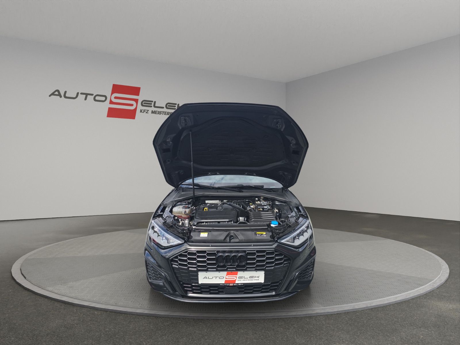 Fahrzeugabbildung Audi A3 Limousine 35 TFSI 3x S line CarPlayer LED