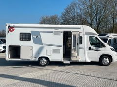 Pilote 746 FC | Hubbett | Queensbett | Face2Face