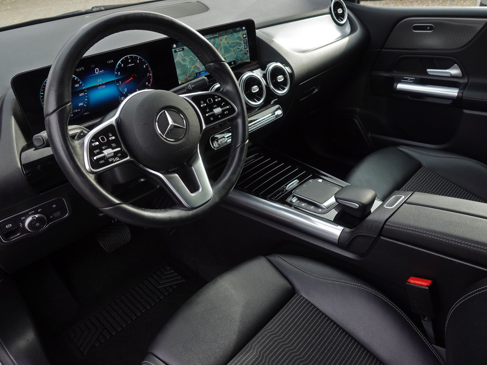 Fahrzeugabbildung Mercedes-Benz B 220 4MATIC 7G-DCT Progressive MBUX AHK Assist.