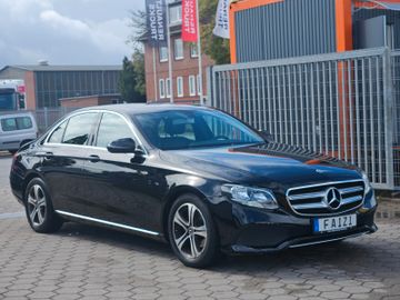 Mercedes E 200 - 3