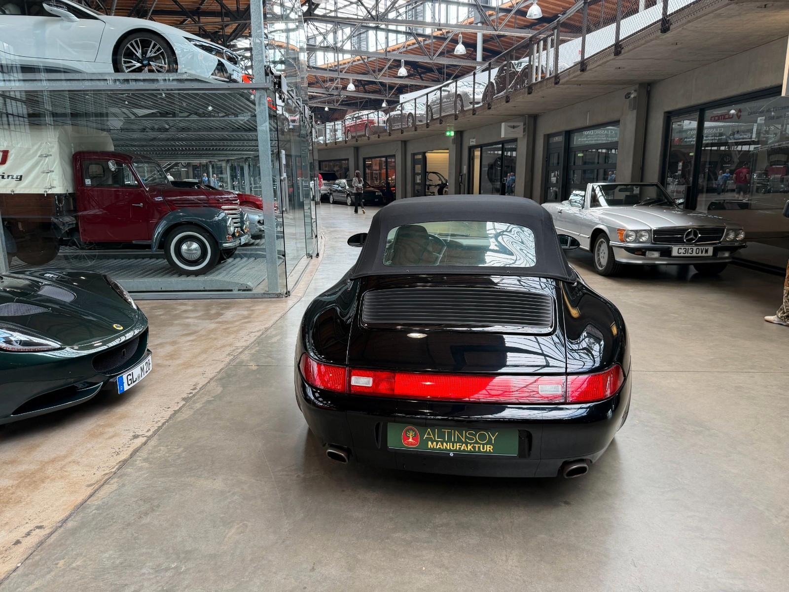 Porsche 993 Carrera Cabriolet BRD Schalter