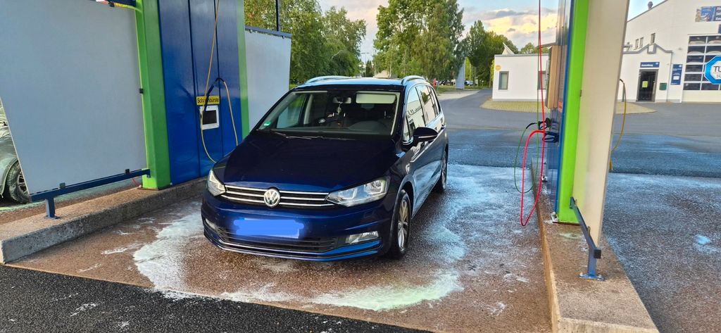 Image of Volkswagen Touran