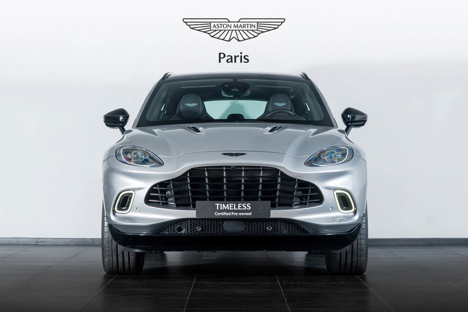 Aston Martin DBX 550CV imagem 2
