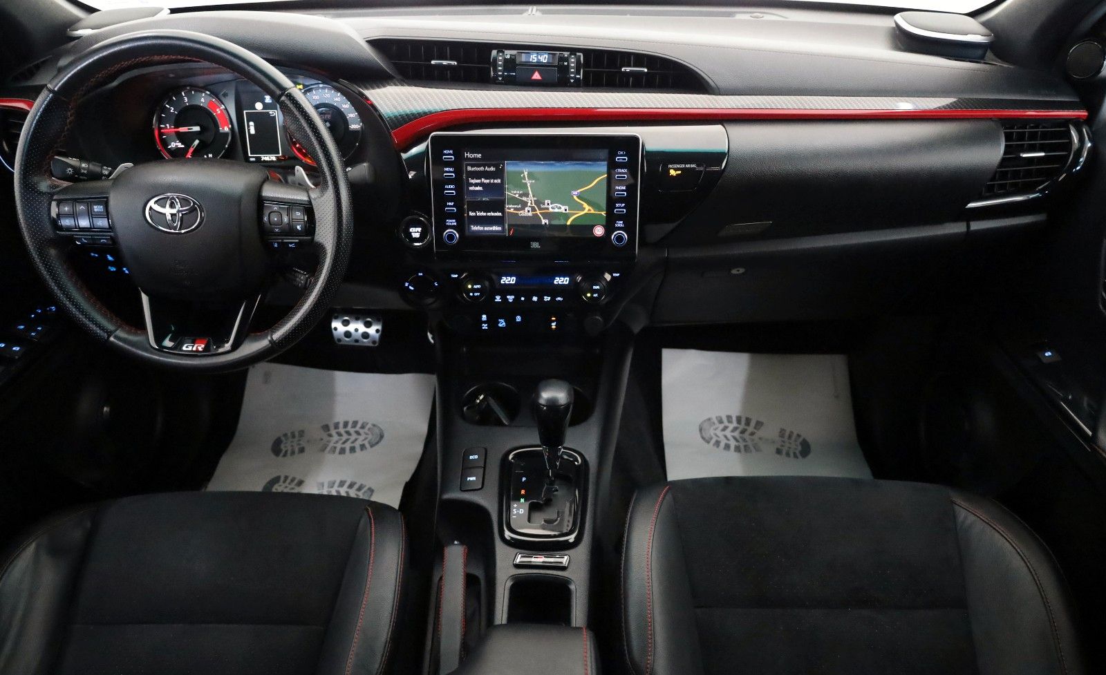Fahrzeugabbildung Toyota Hilux 2.8 D-4D GR Sport,Alcantara,ACC,Rollo, AHK