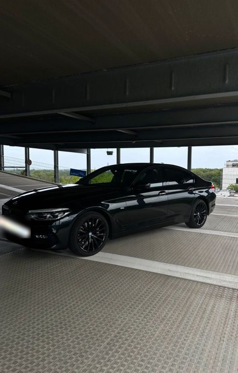 Image of BMW 520