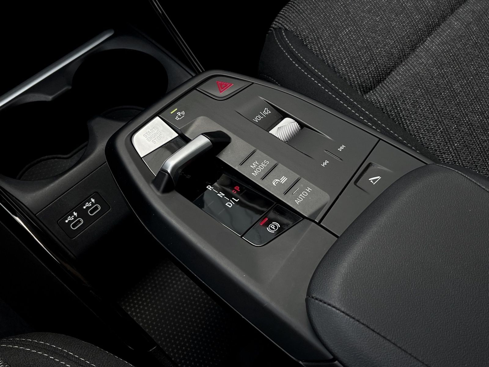 BMW X1 sDrive18d Rückfahrkamera Lenkradheizung foto 10