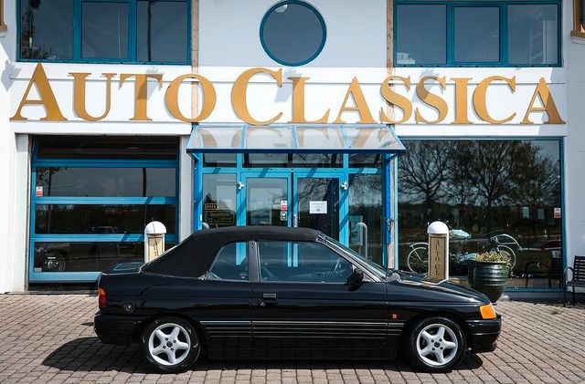 Ford Escort 1.6 i Cabriolet
