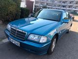 Mercedes-Benz C 180 CLASSIC  Automatik Klima Euro 3 Neue Tüv - gebrauchte Mercedes-Benz C 180 aus dem Jahr 1998