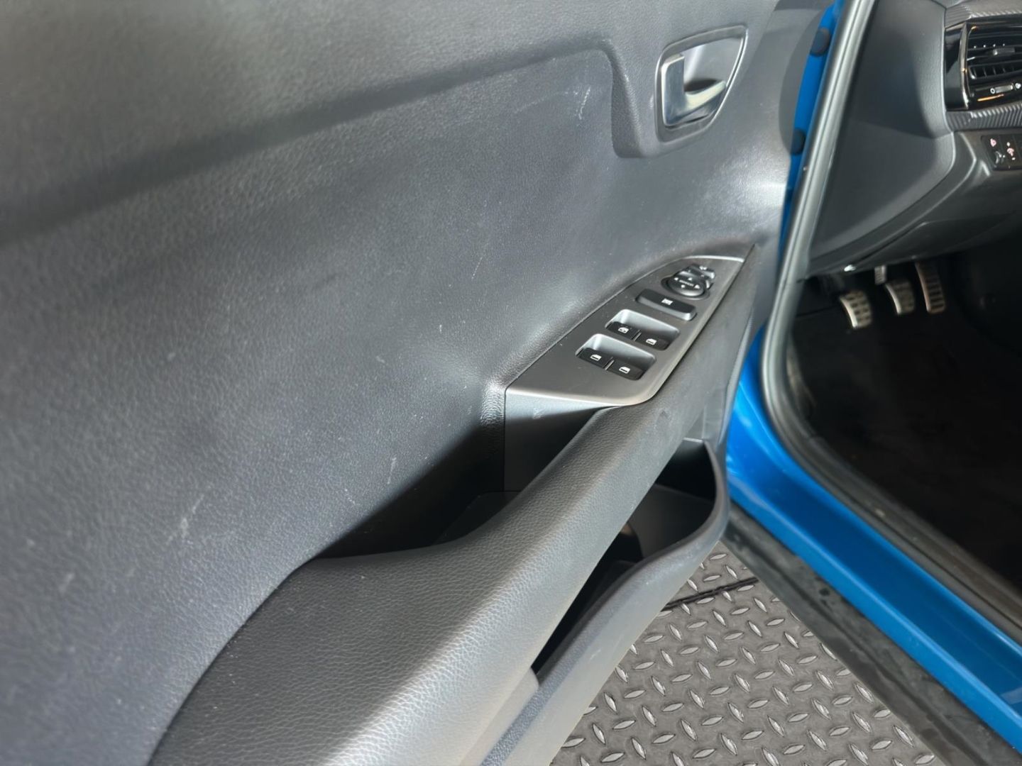 Fahrzeugabbildung Kia Stonic GT-Line 1.0 T-GDI Mild-Hybrid EU6d