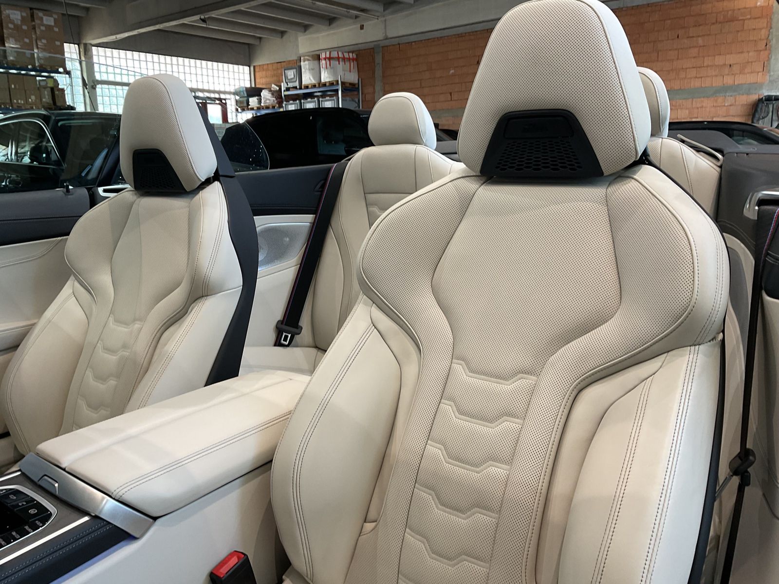 Fahrzeugabbildung BMW 840i M Sportp. Pro Standheiz. B&W Surround