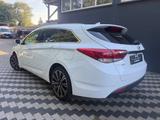 Hyundai i40 cw blue Premium Navi Leder Panorama - weiße Hyundai i40