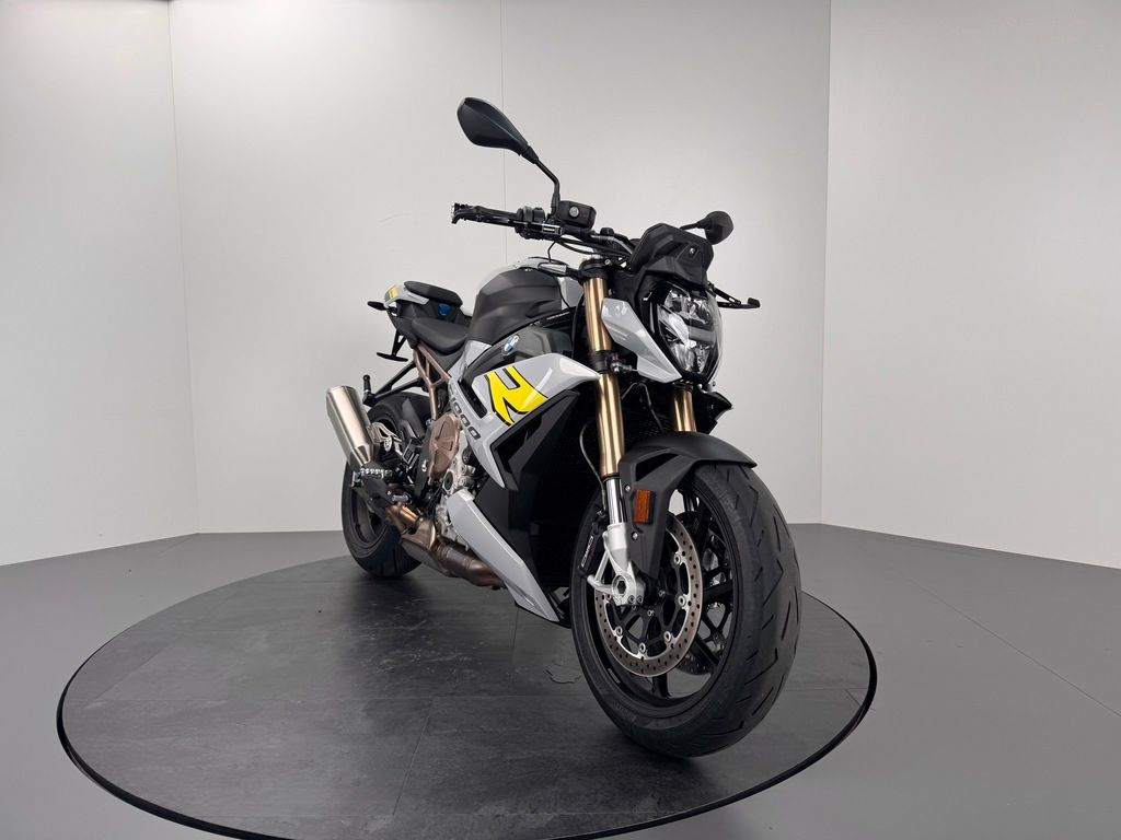 Fahrzeugabbildung BMW S1000 R *TOP-ZUSTAND *SCHMIEDERÄDER