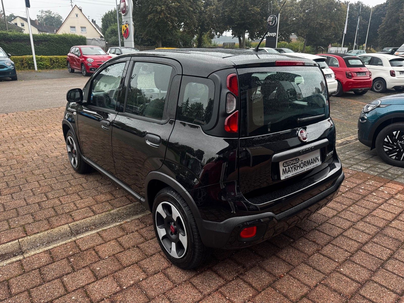 Fahrzeugabbildung Fiat Panda 1.0 GSE Hybrid Cross Klima