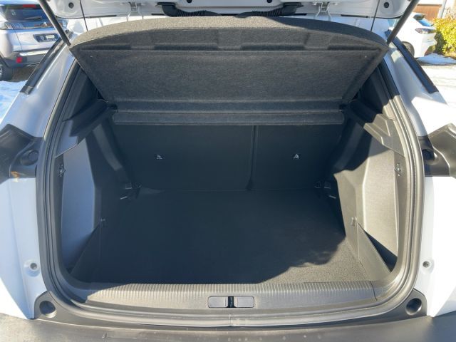 Foto Nummer 11: PEUGEOT 2008