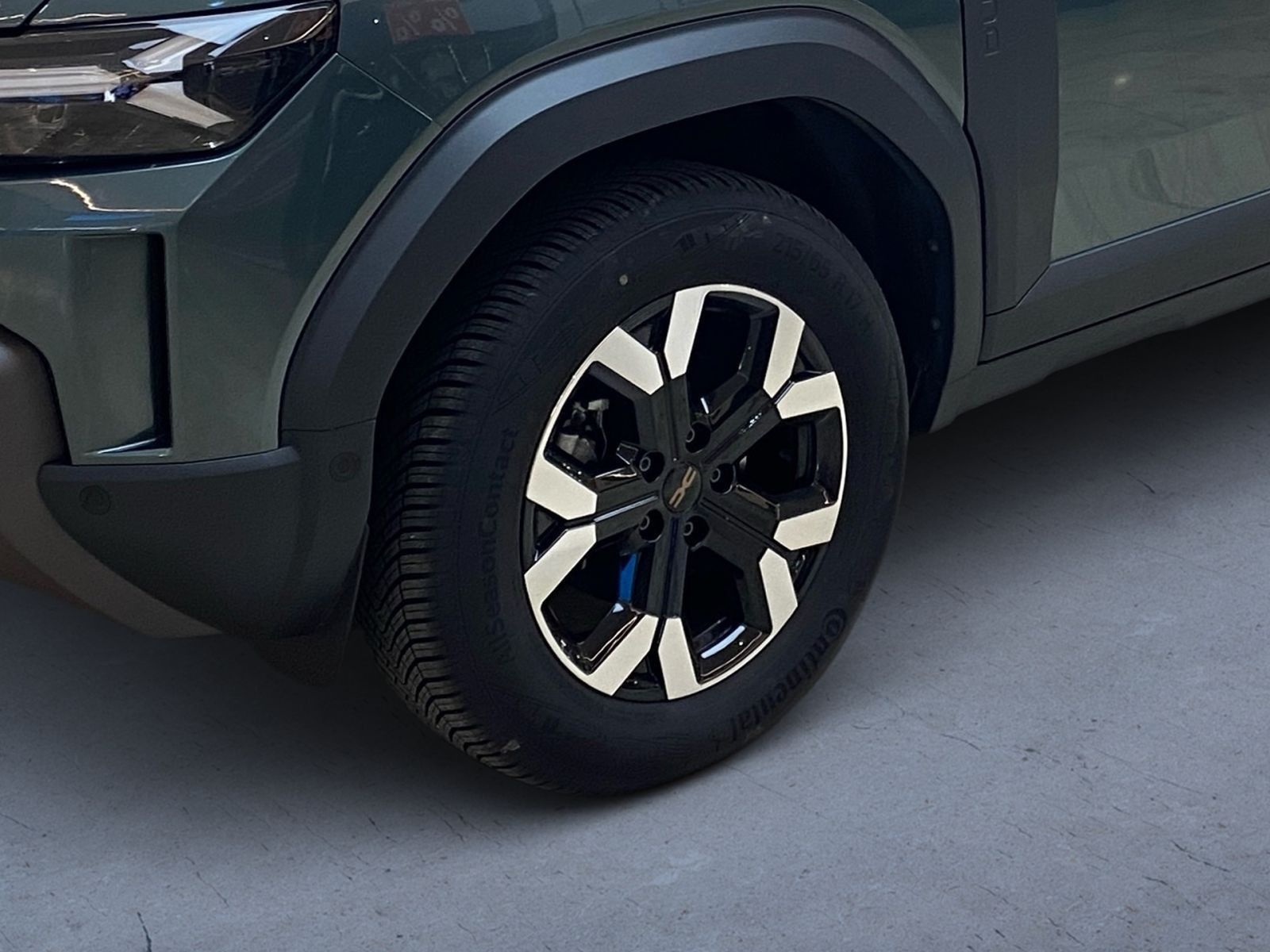 Fahrzeugabbildung Dacia Duster III 1.2 TCe 130 Extreme 4x4*LED*18"ALU*Wi