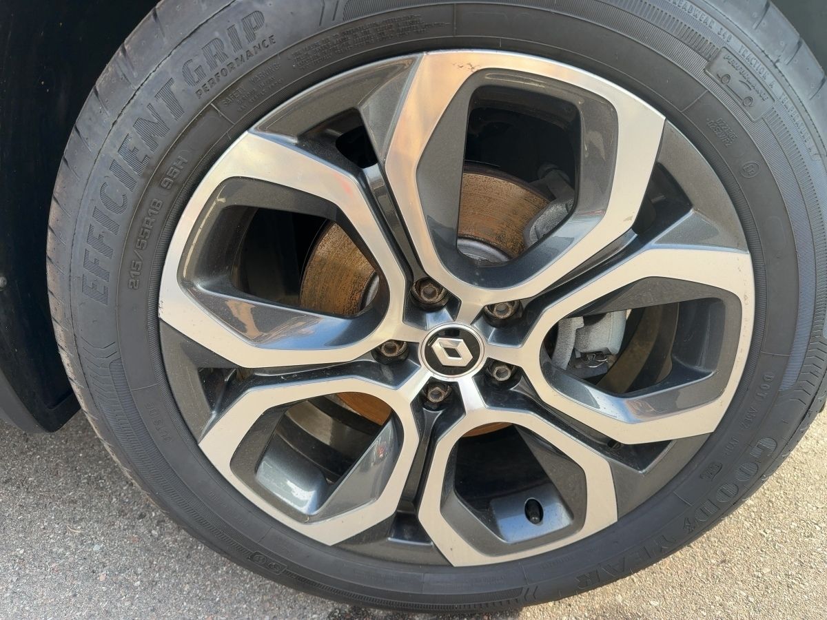 Fahrzeugabbildung Renault Captur Intens Plug-In 160 SHZ Safety+