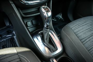 Fahrzeugabbildung Opel Mokka 1.4 Turbo Automatik EDITION NAVIGATION PDC