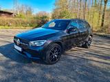 Mercedes-Benz GLC 400 d 4M AMG LINE NIGHT PANO HUD AHK BUR 