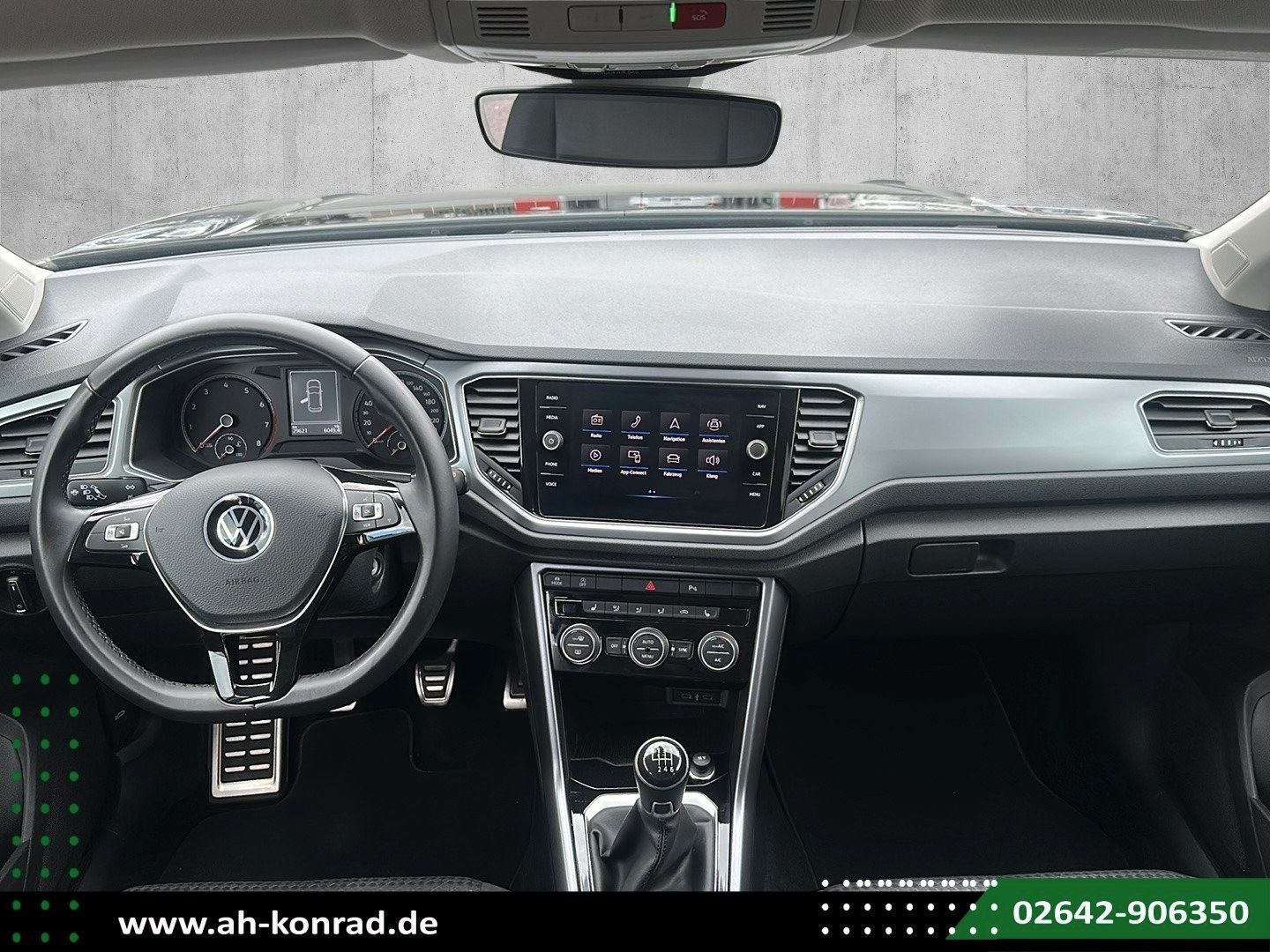 Fahrzeugabbildung Volkswagen T-Roc 1.0 TSI Active+PDC+Sitzheizung