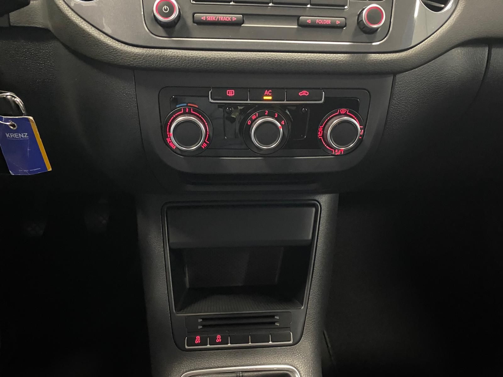 Fahrzeugabbildung Volkswagen Tiguan 1.4 16V TSI 1390 ccm Trend & Fun+AHK+ALU+