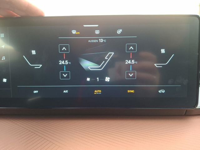 KGM Torres Essential Hybrid 150KW 2WD°Navi°Leder°LED