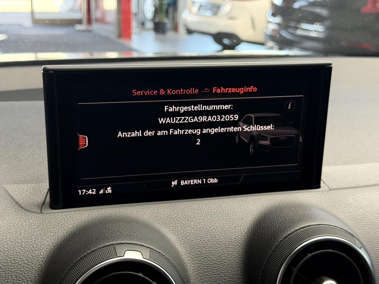 Audi Q2 35 TFSI advanced KAMERA NAVI SHZ CARPLAY LED, миниатюра 19