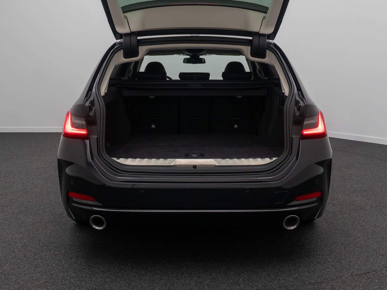 Fahrzeugabbildung BMW 320e DAB Kamera Alarm H/K Sport Leder Komfort