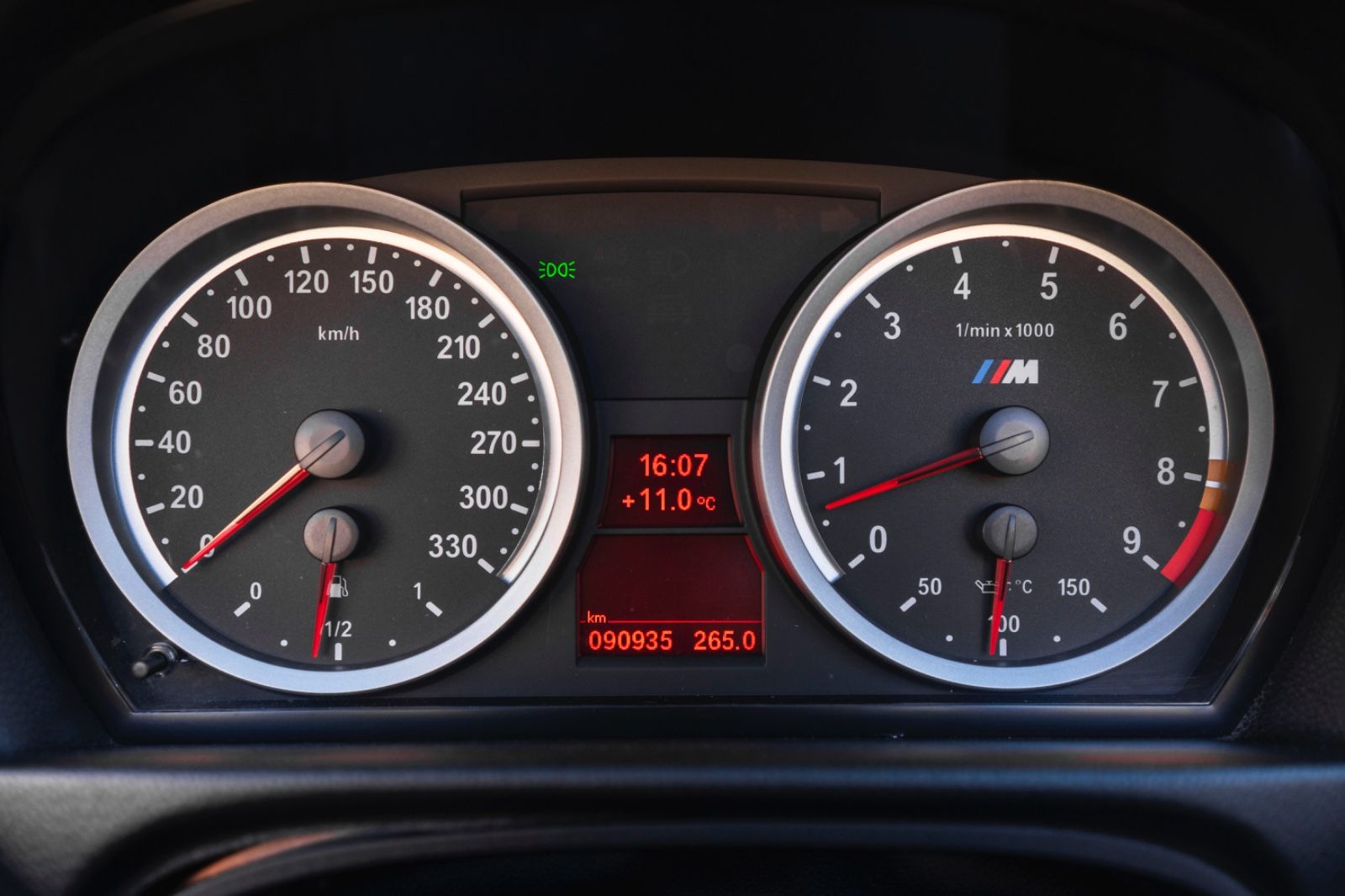 Fahrzeugabbildung BMW M3 E93 Cabrio PDC NAV LEDER  INV. AUDIO
