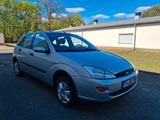 Ford Gepflegter Ford Focus 1.4L - TÜV NEU bis 0... - Ford Focus aus 2001