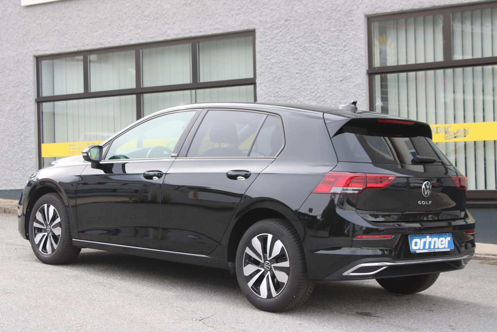 Volkswagen Golf Move 1.0 TSI erst 13500 km