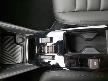 Citroën C4 Max 1.2 PT130 AT HUD°Navi°LED°ACC°CarPlay°RFK